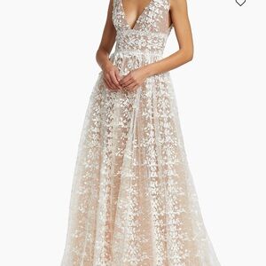 Bronx and Banco White Floral Lace Wedding Dress